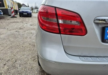 Mercedes Klasa B W246 Sports Tourer 180 BlueEFFICIENCY 122KM 2013 Mercedes-Benz Klasa B Bogata wersja 1.6 Benzyna 122KM, zdjęcie 8