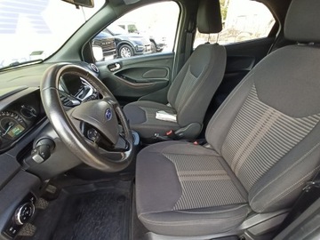 Ford Ka Plus Hatchback 5d 1.2 TI-VCT 85KM 2018 Ford Ka+ Active +gaz, 75 tys km, zdjęcie 6