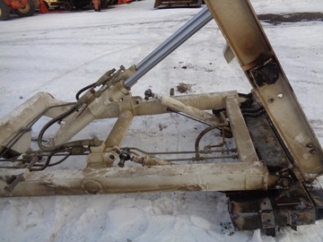 Wywrotnica mechanizm wysokiego wysypu wywrotu wywrot kiper