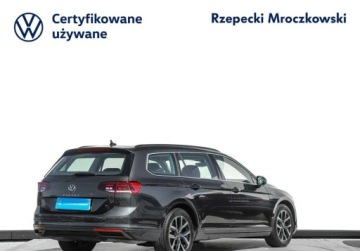 Volkswagen Passat B8 Variant Facelifting 2.0 TSI 190KM 2023 Volkswagen Passat 2.0 Benzyna 190KM, zdjęcie 5