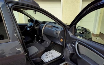 Dacia Duster I SUV Facelifting 1.2 TCe (Euro 6) 125KM 2016 Dacia Duster Filmik VIDEO Nawigacja Czujniki Parkowania Tempomat Komputer, zdjęcie 16