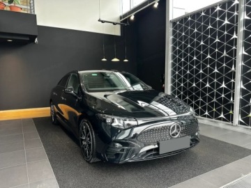 Mercedes CLA C118/X118 2025 MERCEDES-BENZ CLA 250+ AMG Line Sedan (272KM) 2025, zdjęcie 1