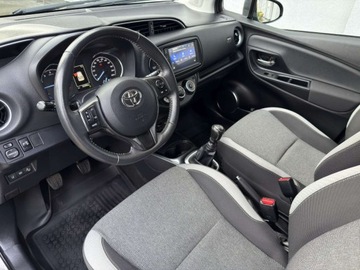 Toyota Yaris III Hatchback 5d Facelifting 2017 1.5 Dual VVT-iE 111KM 2019 Toyota Yaris 1.5 VVTI 111 KM Y20 Kamera Alu Gwarancja Podgrzewane fotele S, zdjęcie 13