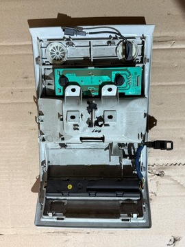 LAMPA PANEL POLSTROVÁNÍ SKŘÍŇKA 7H5868438 VW T5 MULTIVAN