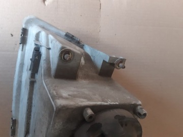 PŘEDNÍ PRAVÁ SVĚTLO VOLVO V40 S40 FACELIFT 2003R