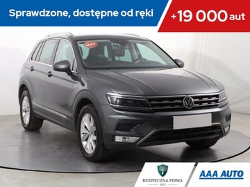Volkswagen Tiguan II SUV 2.0 TDI 190KM 2016 VW Tiguan 2.0 TDI, Salon Polska, Serwis ASO
