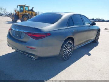 Mercedes Klasa S W223/V223 2023 Mercedes-Benz Klasa S 580 4Matic 2023 4.0 Benzyna 496KM, zdjęcie 4