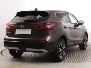 Nissan Qashqai II Crossover 1.2 DIG-T 115KM 2017 Nissan Qashqai 1.2 DIG-T, Automat, Navi, Klima, zdjęcie 4