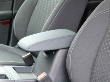 Ford Kuga III SUV Facelifting 2.5 FHEV 180KM 2025 Od ręki - Titanium 2.5 FHEV 180KM / Pakiet Winter, Driver Assistance, zdjęcie 5