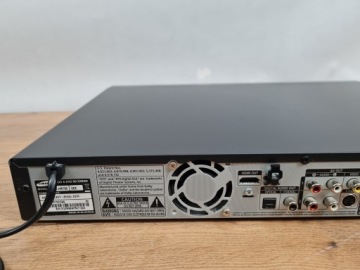 Samsung DVD-HR755 – DVD-плеер/рекордер + пульт дистанционного управления