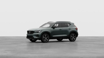 Volvo XC40 Crossover Facelifting 2.0 B3 163KM 2025 Volvo XC 40 Plus Dark B3 Mild Hybrid Benzyna, zdjęcie 1