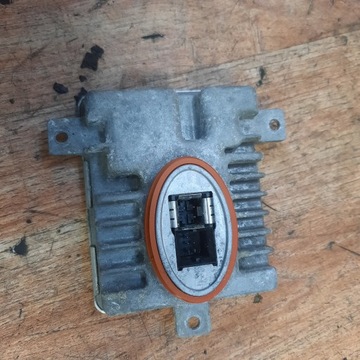 BMW F11 F10 F01 MĚNIČ XENON 7237647 ORIG.