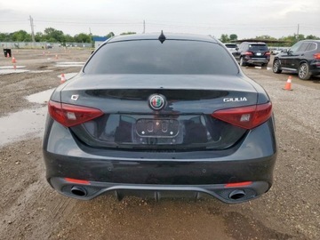 Alfa Romeo Giulia II Sedan Facelifting 2.0 Turbo 280KM 2023 Alfa Romeo Giulia Ti 2023 2.0l 2.0 Benzyna 280KM, zdjęcie 2