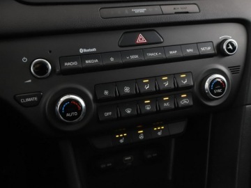 Kia Sportage IV SUV Facelifting 1.6 GDI 132KM 2020 Kia Sportage navi kamera tempomat grzane, zdjęcie 27