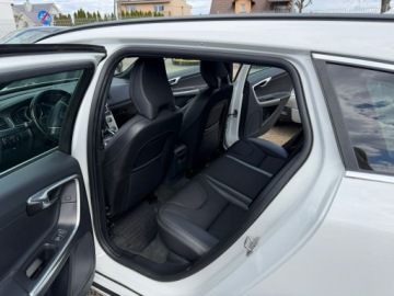 Volvo V60 I 2017 Volvo V60 automat, navi, kamera, AWD, gwarancja!, zdjęcie 15