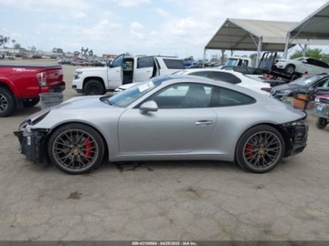 Porsche 911 991 GTS Coupe Facelifting 3.0 450KM 2017 Porsche 911 Carrera S 2017 3.0l 3.0 Benzyna 450KM, zdjęcie 2