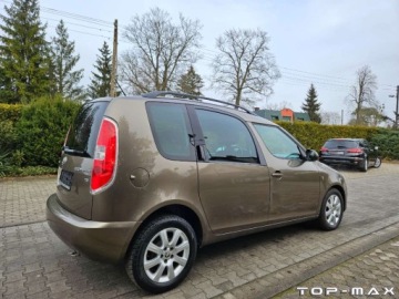 Skoda Roomster Mikrovan Facelifting 1.2 TSI 85KM 2013 Skoda Roomster 1.2 TSI Bogata Wersja 1.2 Benzyna 86KM, zdjęcie 8