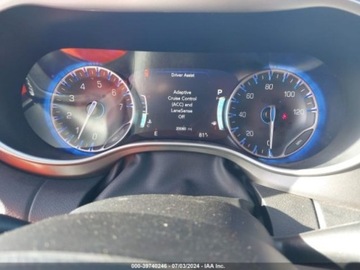 Chrysler Pacifica II 2024 Chrysler Pacifica Touring L, 2024r., 3.6L 3.6 Benzyna 287KM, zdjęcie 11