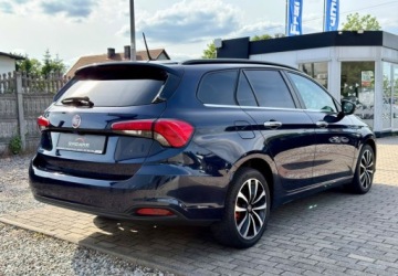 Fiat Tipo II Station Wagon 1.6 MultiJet 120KM 2016 Fiat Tipo KAMERA duzy serwis ZADBANY tempomat BIXENON LED alufelgi climat, zdjęcie 14