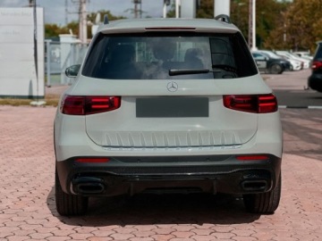 Mercedes GLB SUV 2.0 220d 190KM 2025 MERCEDES-BENZ GLB 220 d 4-Matic AMG Line 2.0 (190KM) 2025, zdjęcie 2