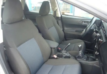 Toyota Auris II Touring Sports D-4D 90 90KM 2013 Toyota Auris Toyota Auris 1.4 D-4D Active 1.4 Diesel 90KM, zdjęcie 18