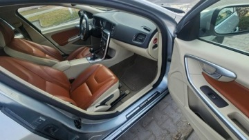 Volvo S60 II Sedan 1.6 D2 115KM 2011 Volvo S60 Bardzo bogata opcja i dobry stan, zdjęcie 34