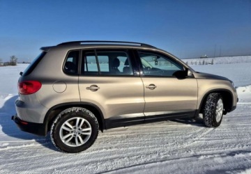 Volkswagen Tiguan I SUV Facelifting 2.0 TDI CR DPF BlueMotion 140KM 2012 Volkswagen Tiguan Volkswagen Tiguan 2.0 TDI BlueMot TrendampFun 2.0 140KM, zdjęcie 2