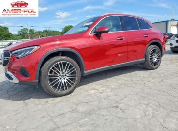 Mercedes GLC C254/X254 2024 Mercedes-Benz GLC 300 2024 2.0 Benzyna 255KM