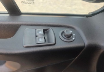 Renault Trafic III 2020 Renault Trafic 9 osobowy Nadmuchy na tyl Automat 170KM SalonPL Serwisowany, zdjęcie 10