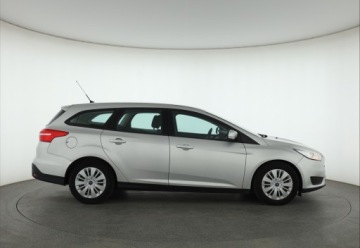 Ford Focus III Kombi Facelifting 1.5 TDCi 95KM 2016 Ford Focus 1.5 TDCi, Salon Polska, Serwis ASO, zdjęcie 5