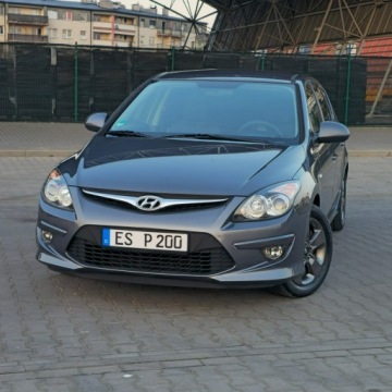Hyundai i30 I Hatchback 1.4 109KM 2010 Hyundai i30 1.4 Blue Classic, zdjęcie 4