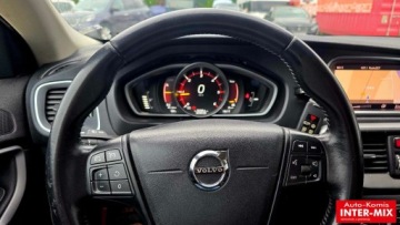 Volvo V40 II Hatchback Facelifting 2.0 D2 120KM 2017 Volvo V40 2,0 diesel 2.0 Diesel 120KM, zdjęcie 21