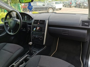 Mercedes Klasa A W169 Coupe 1.7 170 116KM 2006 Mercedes A 170 1.7 Benzyna 116KM # Klimatyzacja #, zdjęcie 11