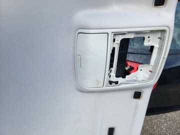 СЕРЫЙ ОТДЕЛИТЕЛЬ ДЛЯ СТЕКЛОВ VW GOLF V 5 5D OE