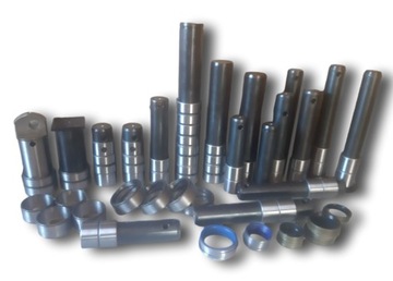 SWORZNIE TULEJE CAŁEGO TYLNEGO WYSIĘGU JCB 3CX 4CX