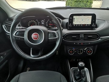 Fiat Tipo II Station Wagon 1.6 MultiJet 120KM 2017 Fiat Tipo 1.6 Multijet 120KM Klimatr Navi Kamera, zdjęcie 15
