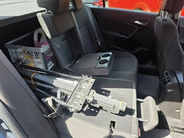 Opel Insignia I Hatchback Facelifting 1.8 Twinport ECOTEC 140KM 2013 Opel Insignia 1.8 Benzyna 140 KM, Nawigacja,, zdjęcie 28