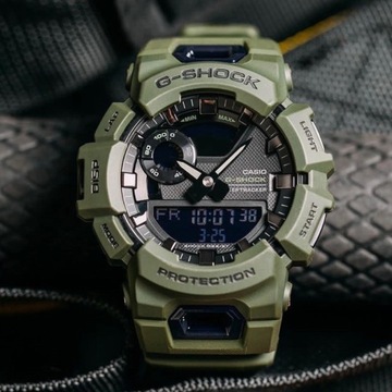 Zegarek męski Casio G-SHOCK bluetooth G-SQUAD 200m