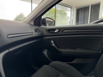 Renault Megane IV Grandtour Facelifting 1.3 TCe 140KM 2020 Renault Megane Limited / 1 właściciel / Salon Pols, zdjęcie 23