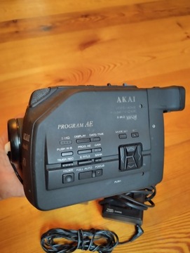 Kamera AKAI PV-C40E.
