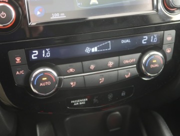 Nissan Qashqai II Crossover Facelifting 1.2 DiG-T 115KM 2018 Nissan Qashqai 1.2 DIG-T, Salon Polska, zdjęcie 11