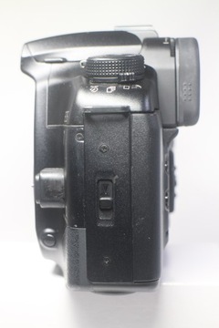 Пленочная зеркальная камера Canon EOS 7 Eye Control EF 28–105 мм F3,5–4,5 USM с зум-объективом