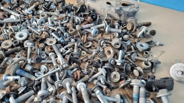 БОЛТЫ КУЗОВА MUSTANG VI, ВНУТРЕННЯЯ ПОДВЕСКА