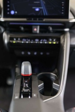 Toyota C-HR II SUV 2.0 Hybrid Dynamic Force 197KM 2024 Toyota C-HR 2.0 Hybrid Dynamic Force GR Sport 2.0 Hybryda 197KM, zdjęcie 25