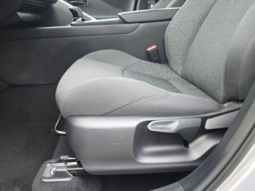 Toyota C-HR II SUV 1.8 Hybrid 140KM 2025 Toyota C-HR 1.8 Hybryda 140KM, zdjęcie 2