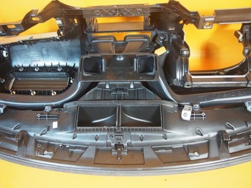 Volvo V40 II Deska Rozdzielcza Konsola RHD UK