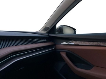 Skoda Superb IV Kombi 2.0 TDI 193KM 2025 Skoda Superb Combi LK 2.0 TDI 193 KM DSG 4x4 Czarny Ebony 2025r FV23 FULL, zdjęcie 13