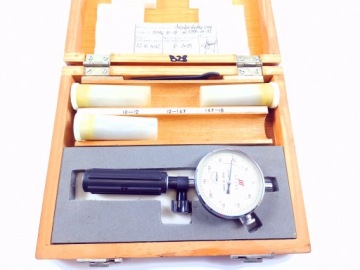 Średnicówka zegarowa 10-18