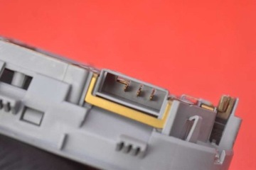 LAMPA OSVĚTLENÍ INTERIÉR PŘEDNÍ MR951589 MITSUBISHI COLT 6 VI Z30 02-12