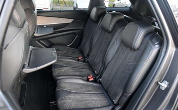 Peugeot 5008 II Crossover Facelifting 1.6 PureTech 180KM 2022 Peugeot 5008 SKORA Alusy LED Navi. BLIS linne assist Grzane fotele 1.6, zdjęcie 18